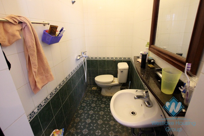 Nice house with big yard for lease in Dang Thai Mai st, Tay Ho, Ha Noi